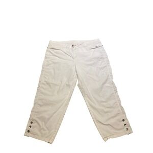CHICOS White Capri Pants Women's Size 3 Cropped Button Detail Cotton Spandex